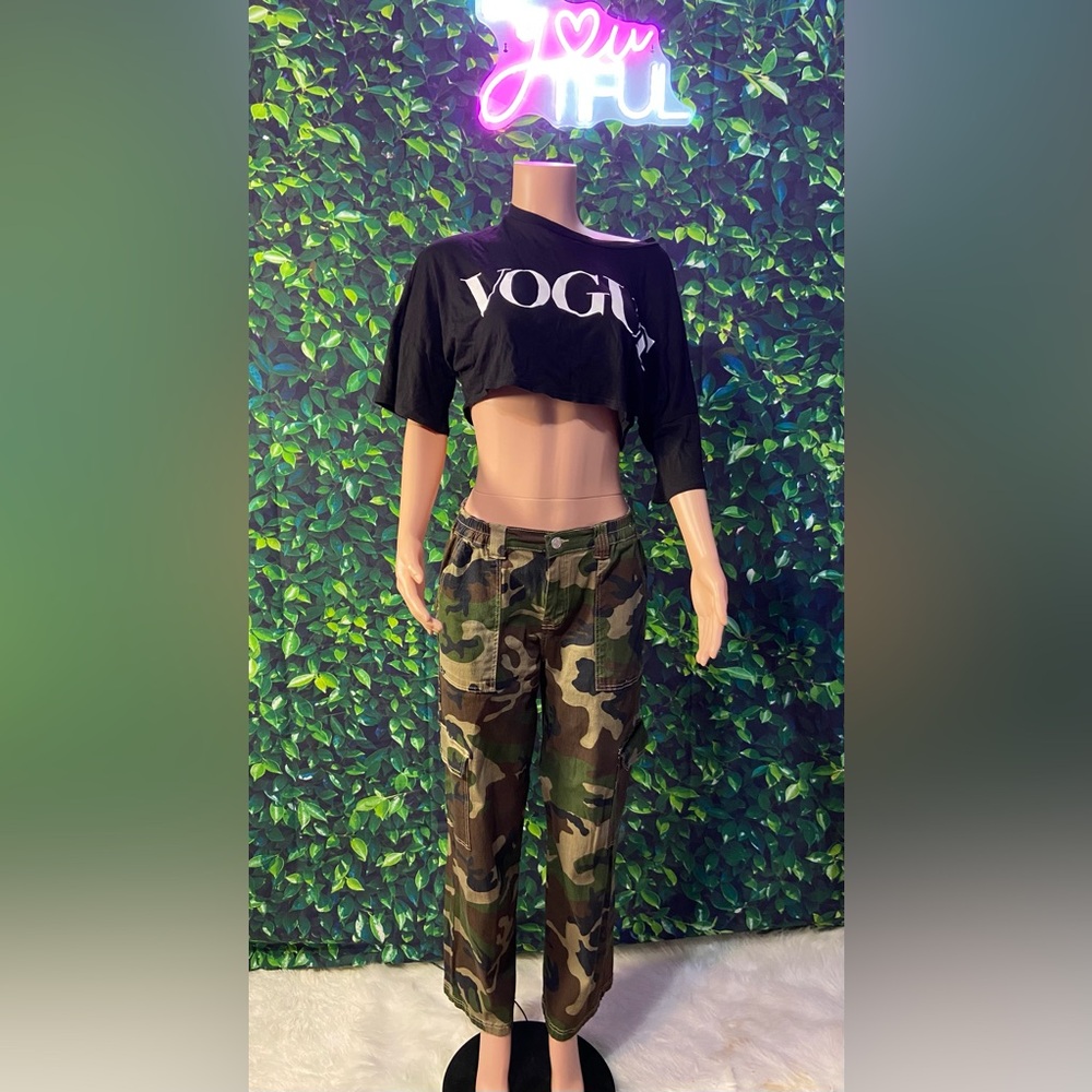 Camouflage ￼pants